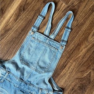 🩵 Women’s Madewell Adirondack Short Overalls 🩵